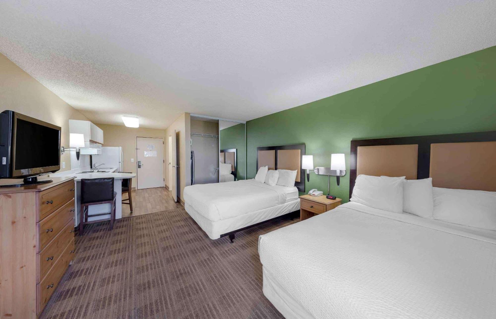 Extended Stay America Suites - Newark - Woodbridge Exterior photo